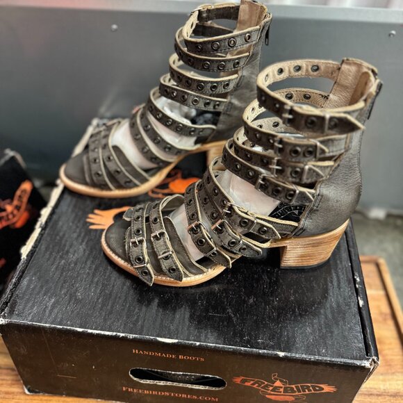 Cassandra Freebird by Steven - Picture 8 of 8